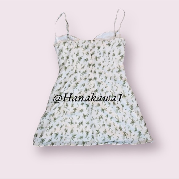 HOUSE OF CB 'Christiana' Garden Print Mini Dress - Picture 10 of 11